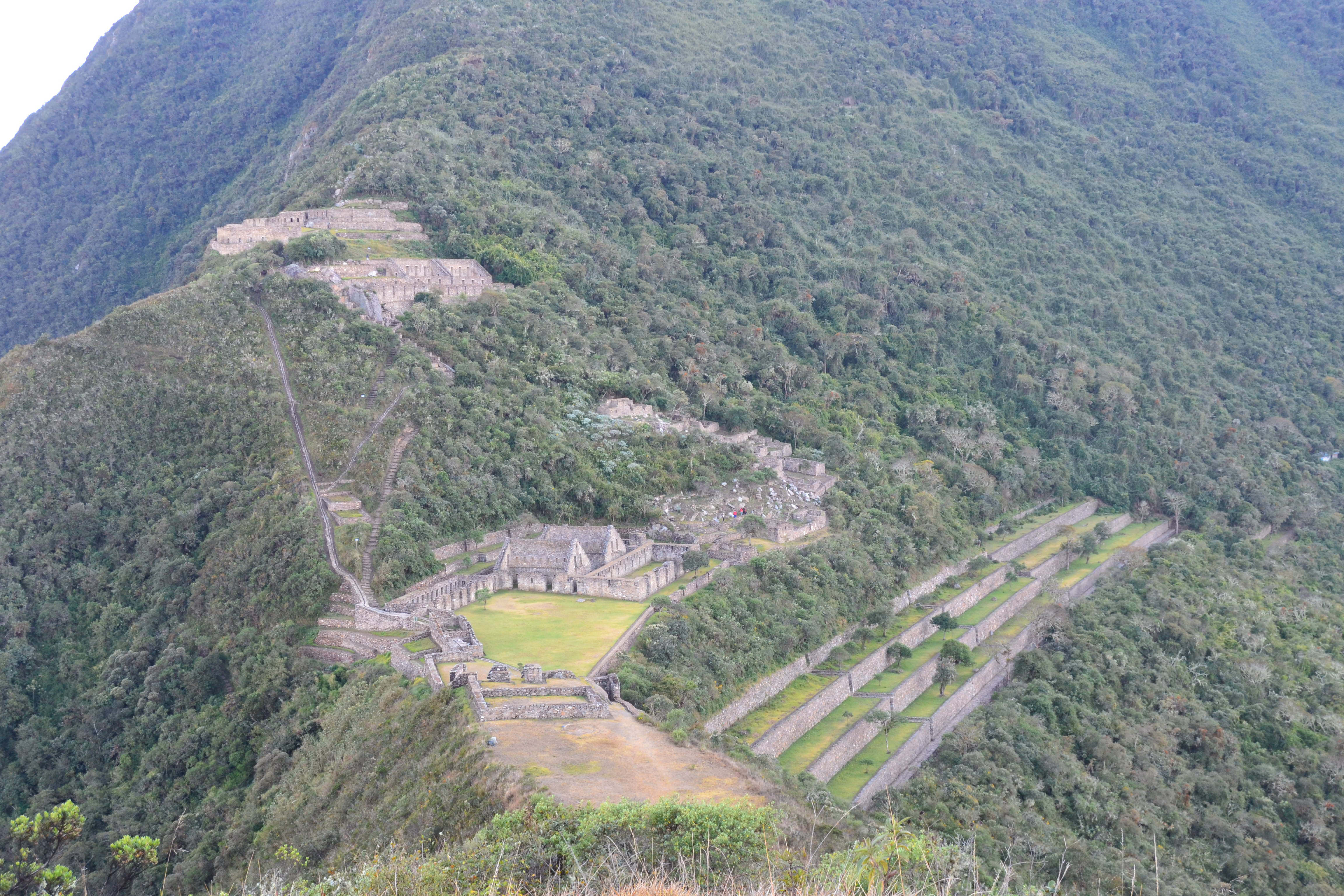 choquequirao-trek-landscape