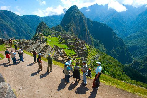 Mapi - Peru: Machu Picchu shines in National Geographic cover